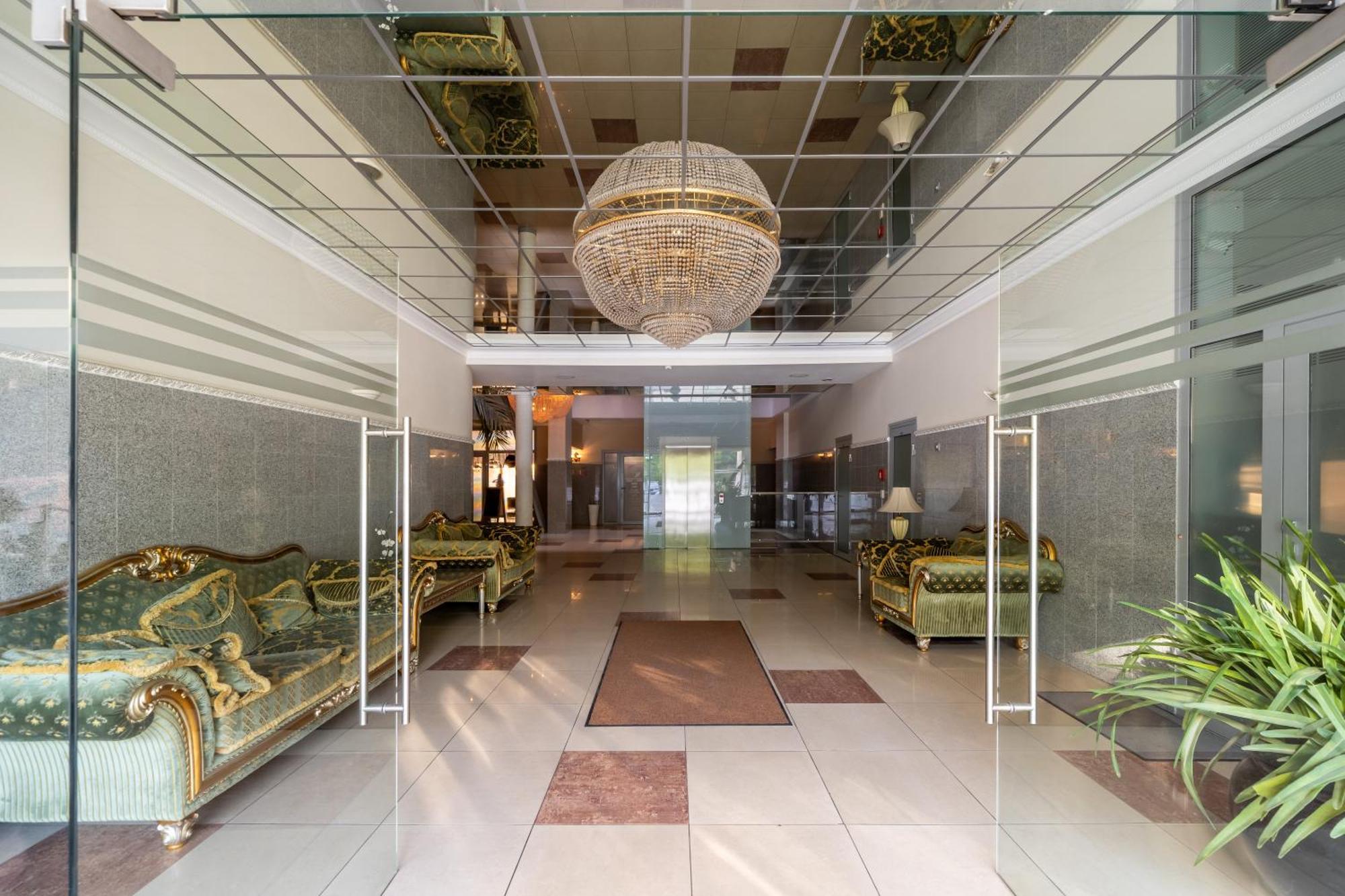 Appartement Sky-high Sauna Penthouse Retreat With Views